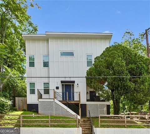 Photo of 984 McDaniel Street SW, Atlanta, GA 30310 (MLS # 10793251)