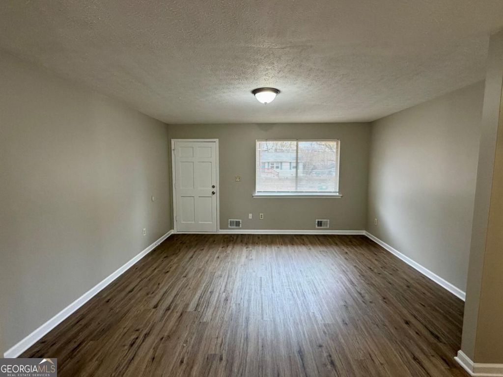 Photo of 816 Jesters Lake Drive, Jonesboro, GA 30236 (MLS # 10761583)