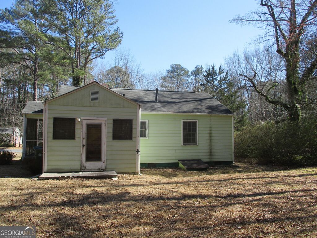 Photo of 1989 Grant Road SW, Atlanta, GA 30331 (MLS # 10655658)