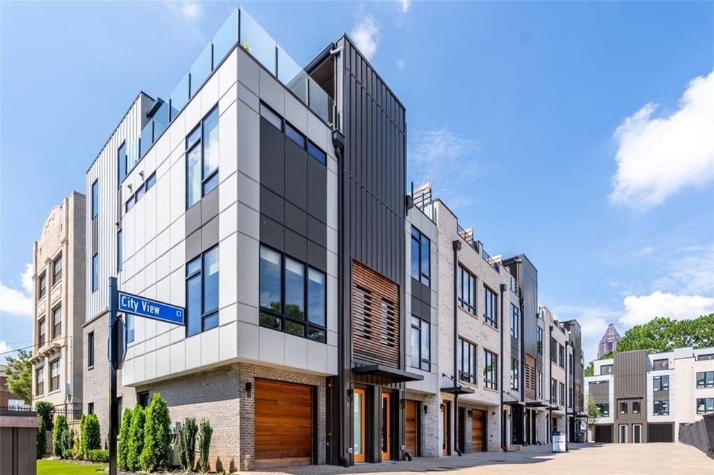 Photo 1 of 4 — 106 City View Ct 25, Atlanta, GA 30308