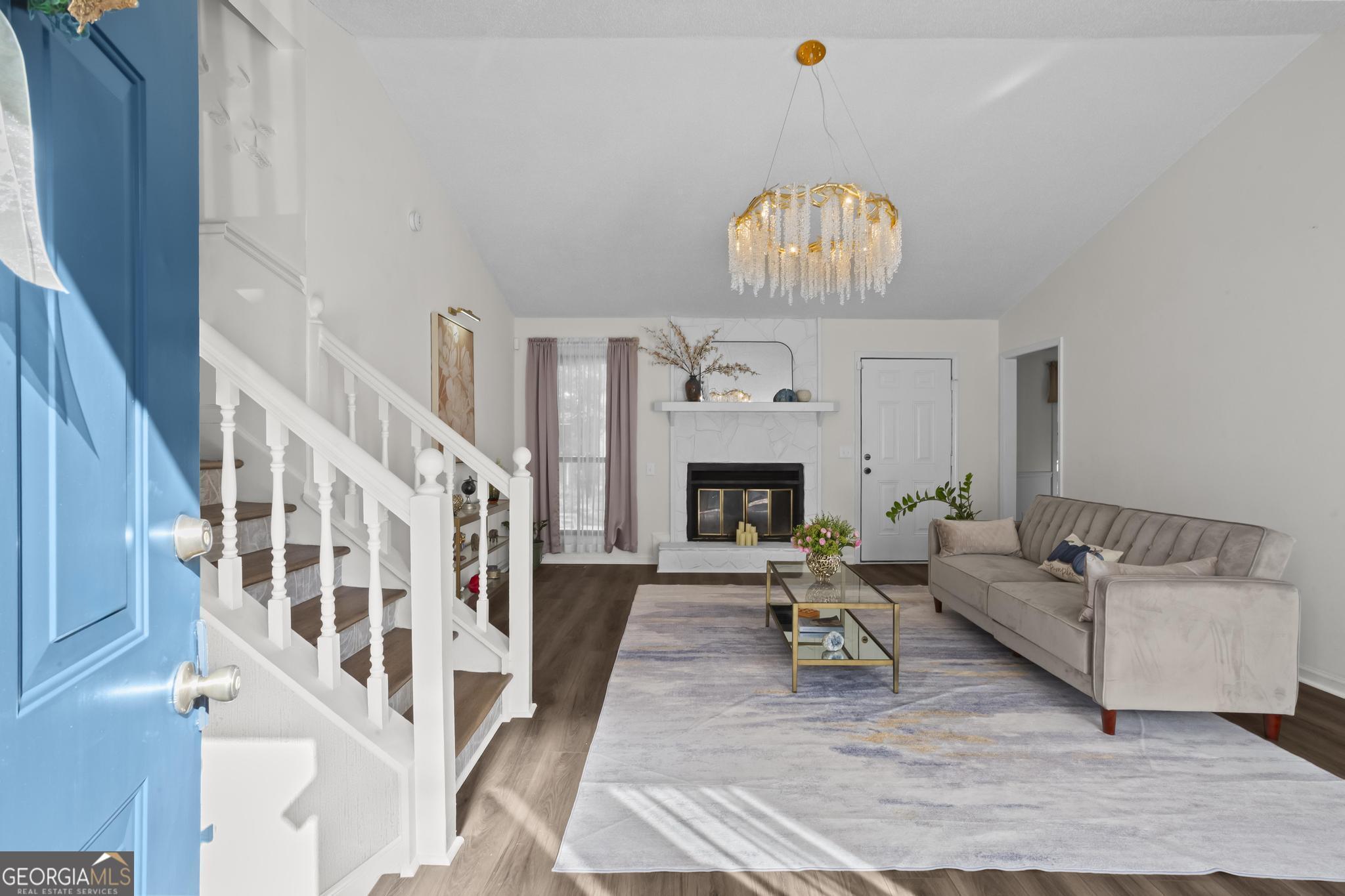 1071 Ferry Creek WAY