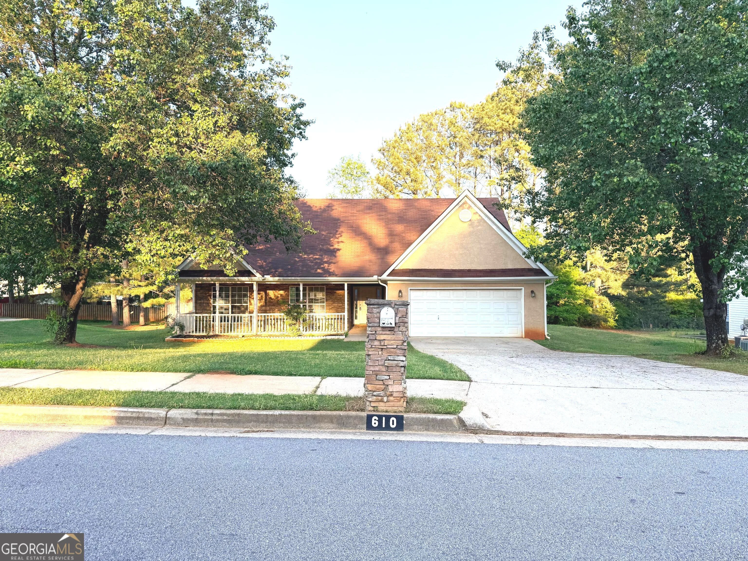 610 Autumn Leaf Circle