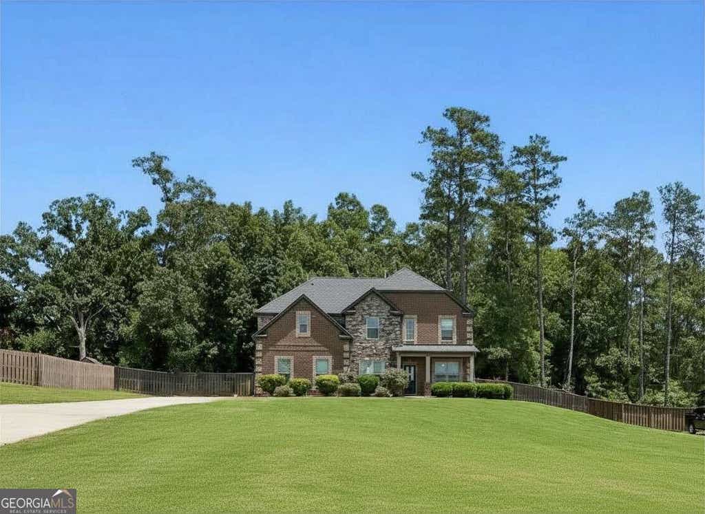 Photo of 130 Virgil Drive, Fayetteville, GA 30214 (MLS # 10819731)