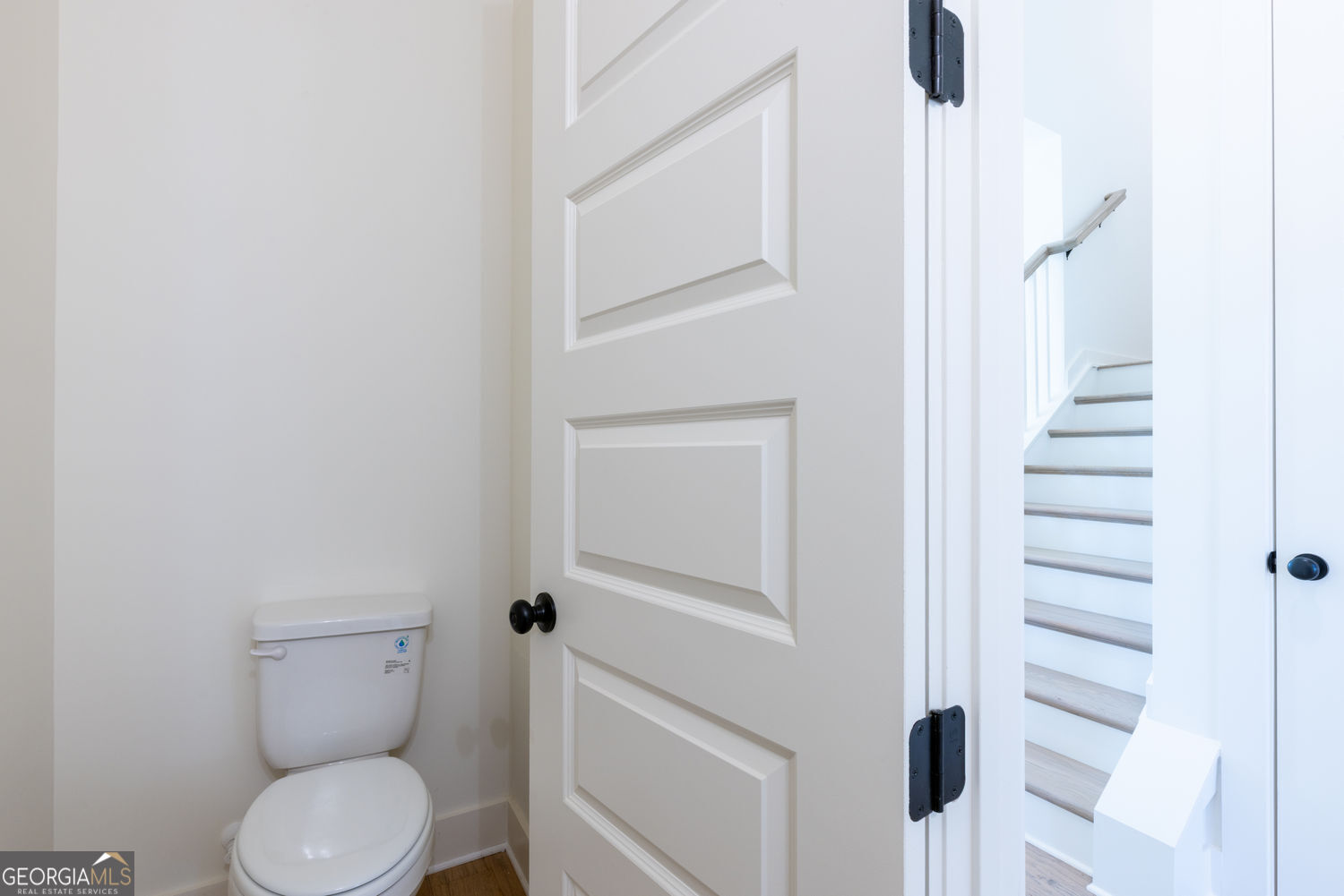 Gainesville, Georgia 30506, United States, 5 Bedrooms Bedrooms, ,5 BathroomsBathrooms,Residential,Active,239328