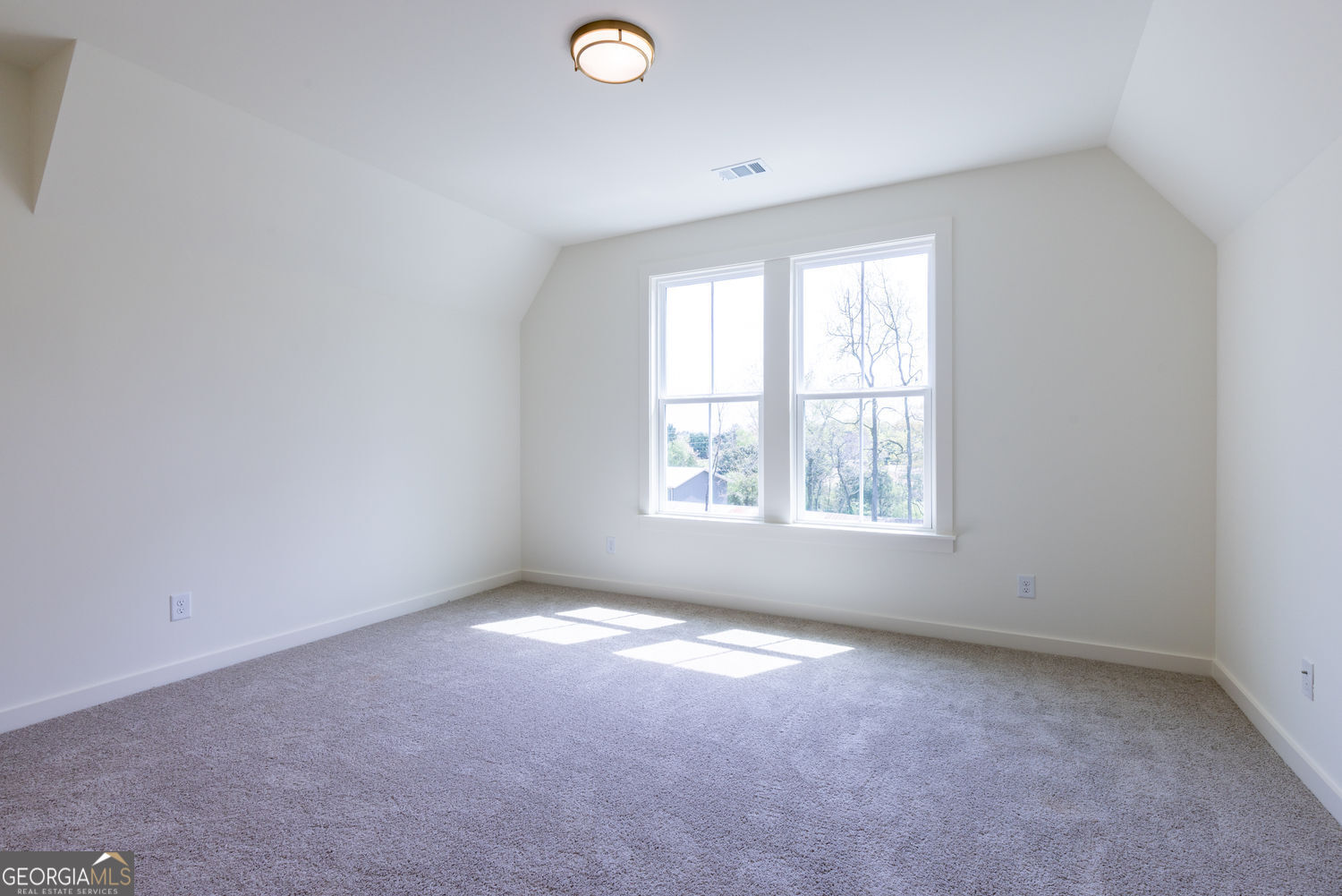 Gainesville, Georgia 30506, United States, 5 Bedrooms Bedrooms, ,5 BathroomsBathrooms,Residential,Active,239328