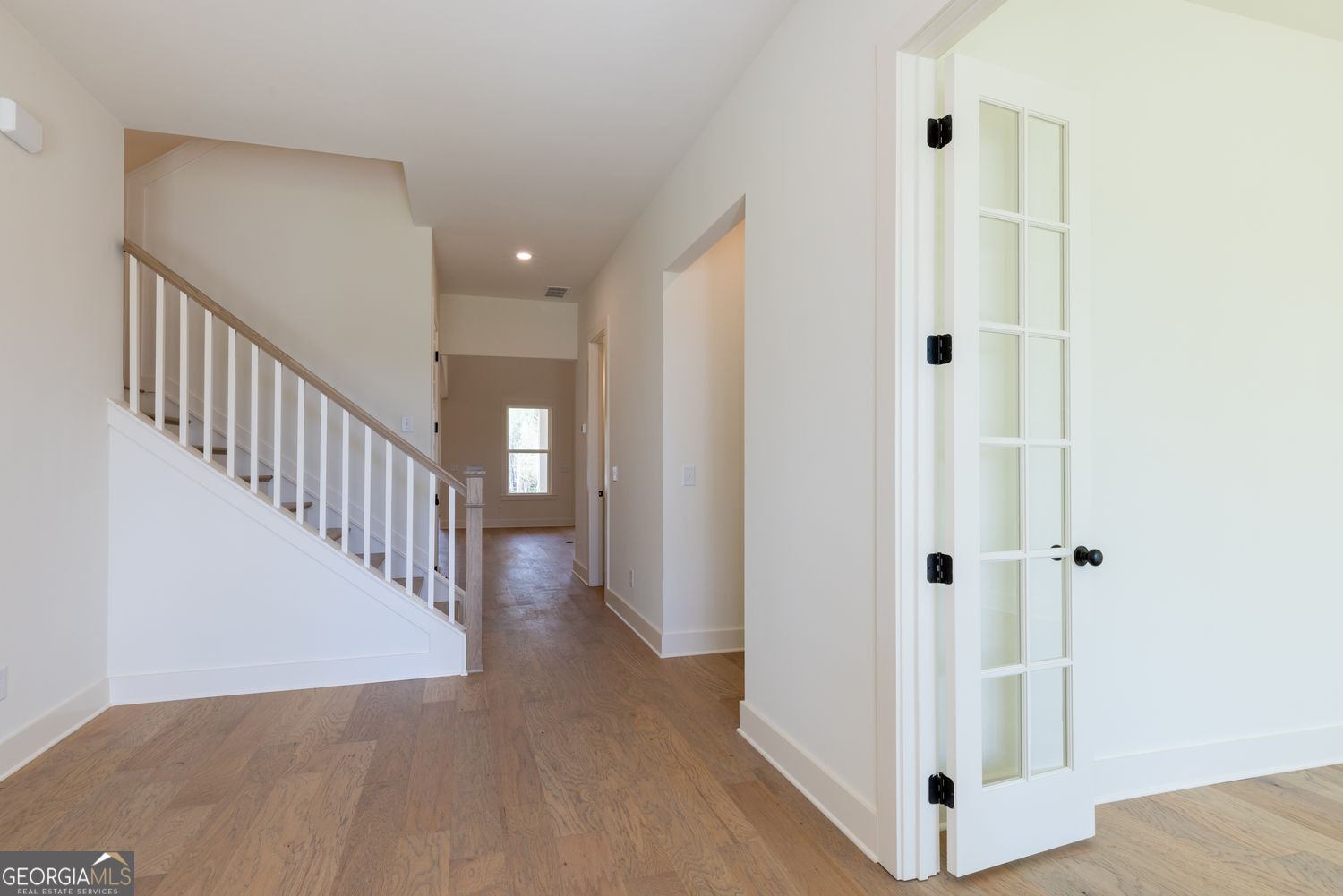 Gainesville, Georgia 30506, United States, 5 Bedrooms Bedrooms, ,5 BathroomsBathrooms,Residential,Active,239328