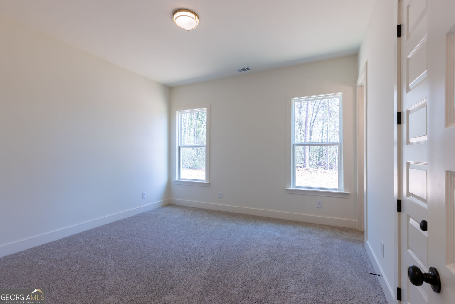 Gainesville, Georgia 30506, United States, 5 Bedrooms Bedrooms, ,5 BathroomsBathrooms,Residential,Active,239328