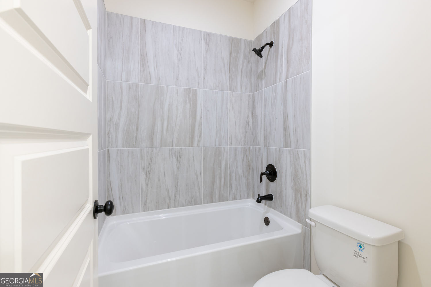 Gainesville, Georgia 30506, United States, 5 Bedrooms Bedrooms, ,5 BathroomsBathrooms,Residential,Active,239328