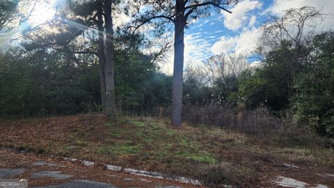 2573 Peacock ST Macon GA 31206