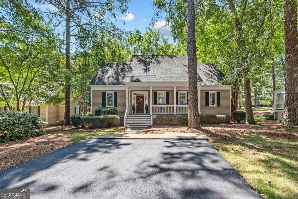 Photo of 112 Seven Oaks Way, Eatonton, GA 31024 (MLS # 10831423)