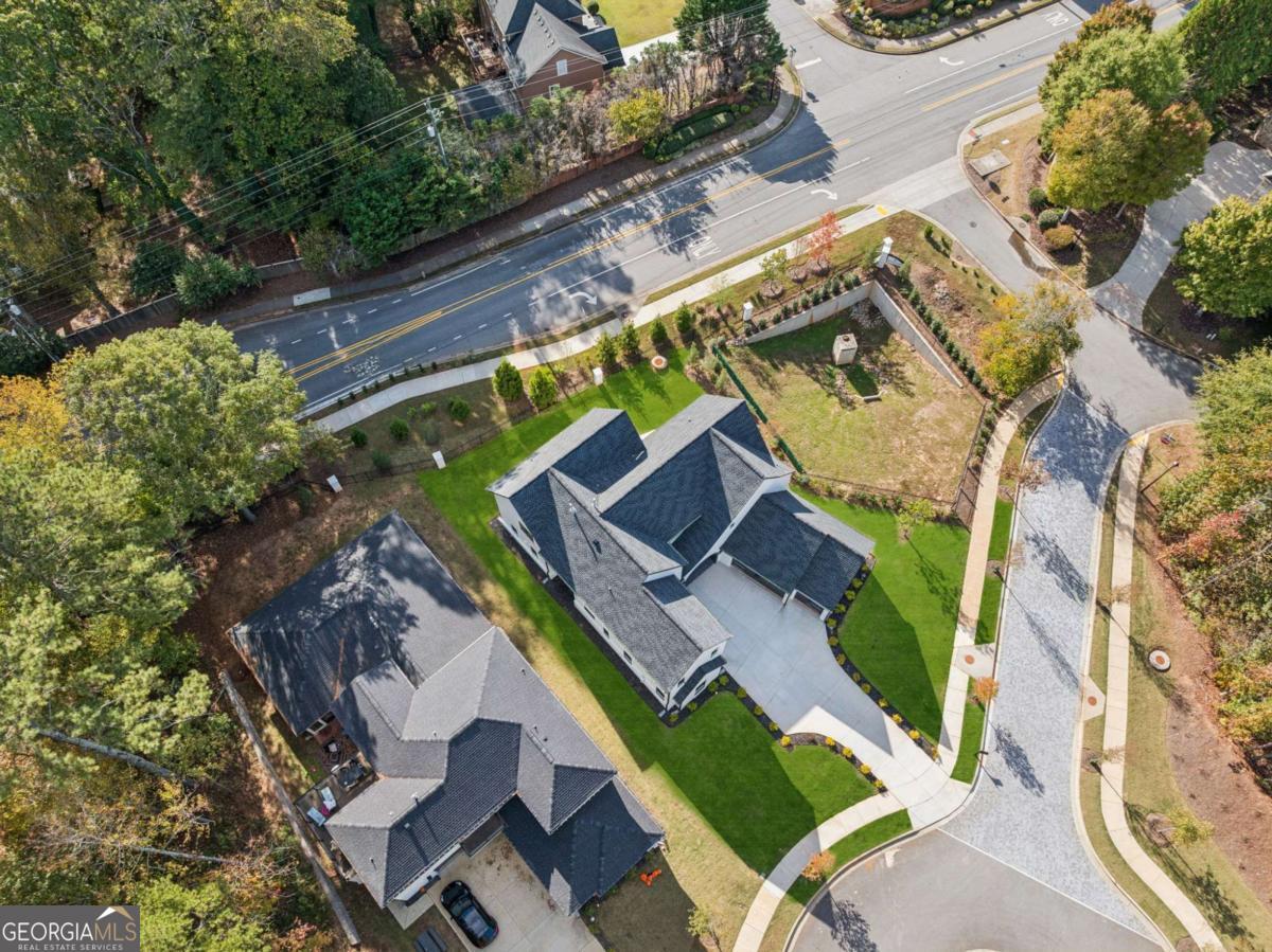 Akunna Court - Residential Lease