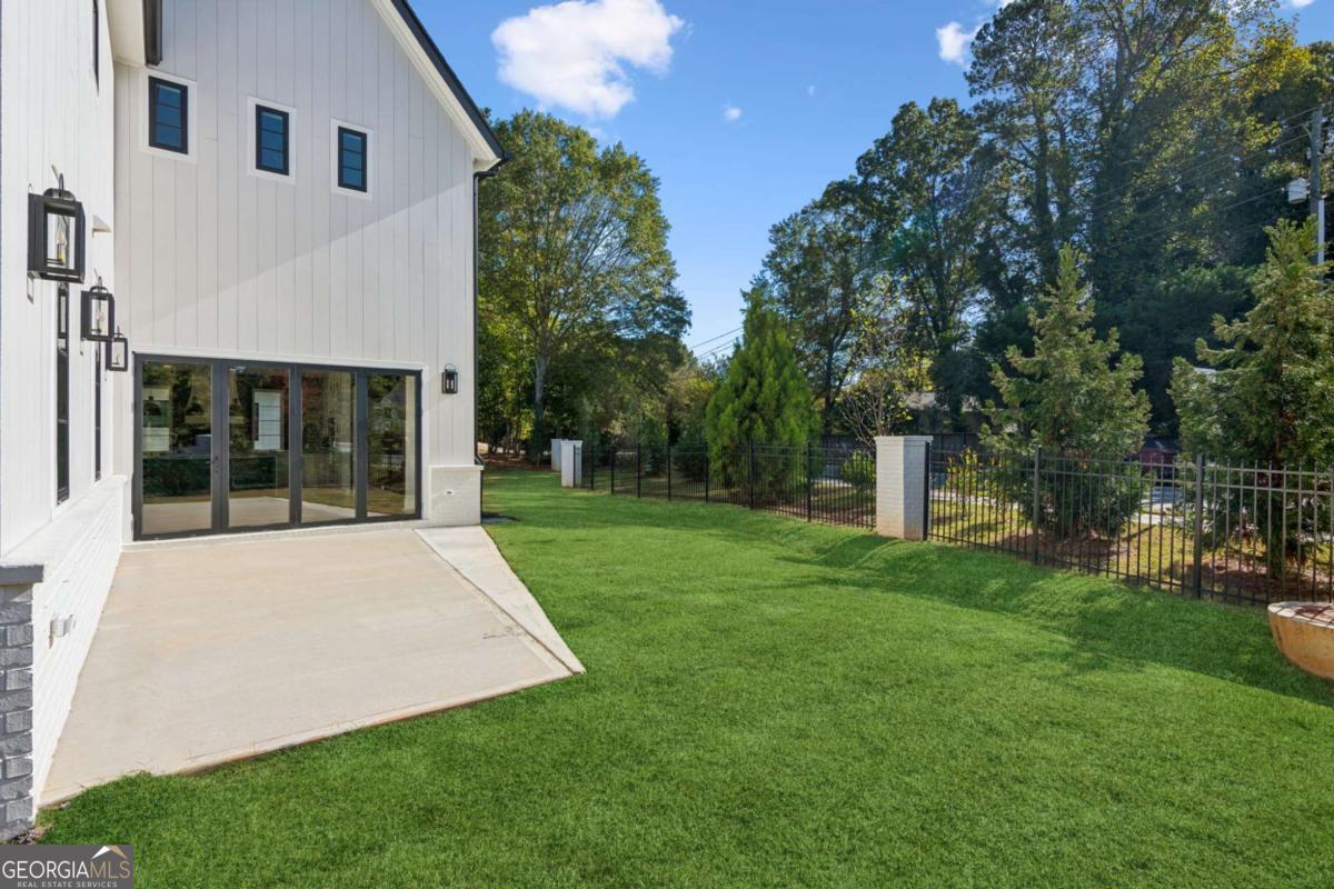 Akunna Court - Residential Lease