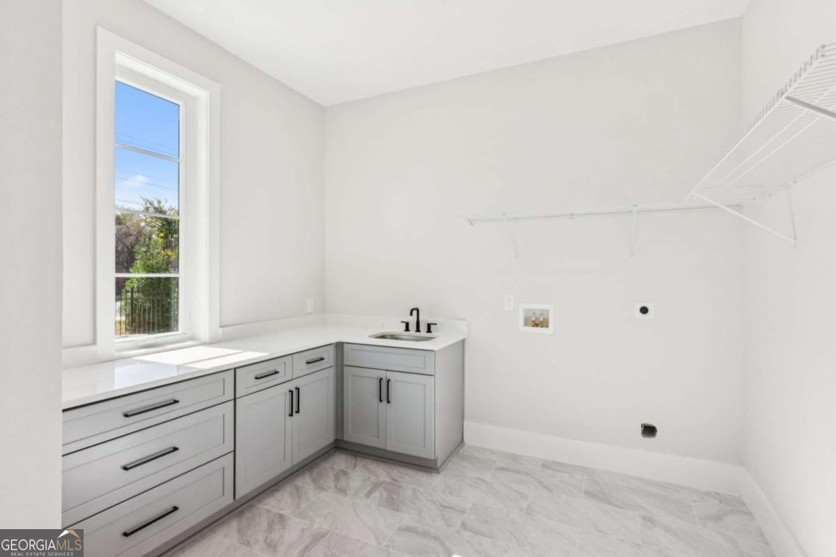 Akunna Court - Residential Lease