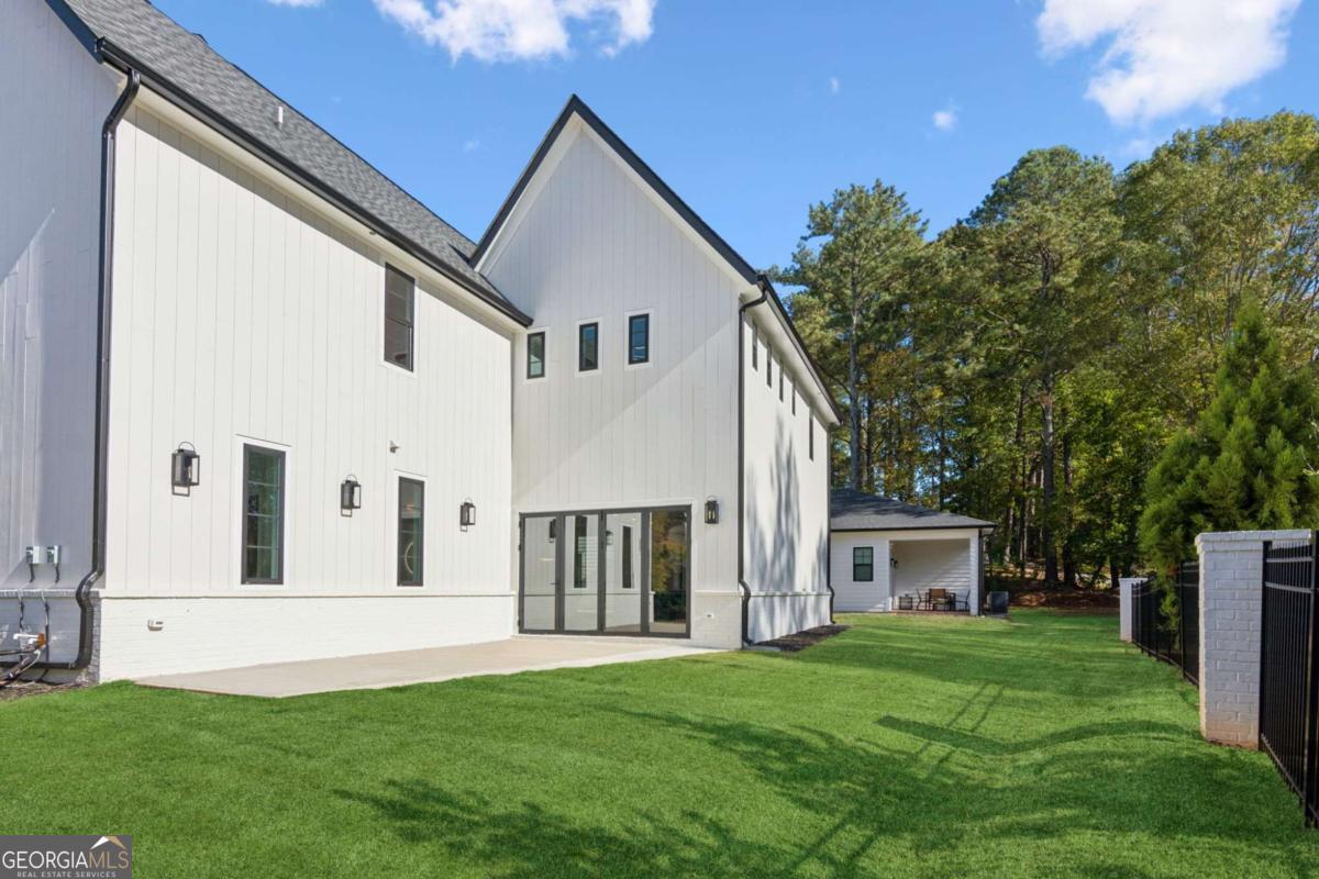 Akunna Court - Residential Lease