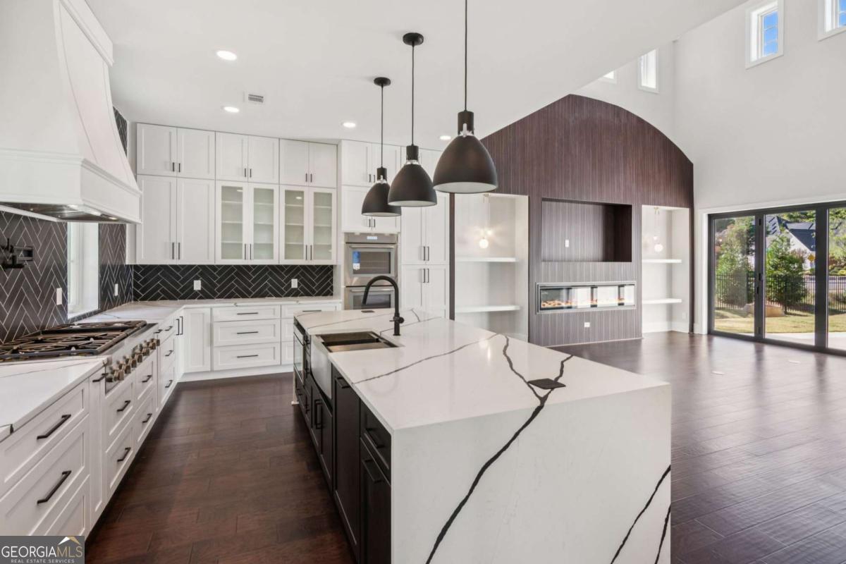 Akunna Court - Residential Lease