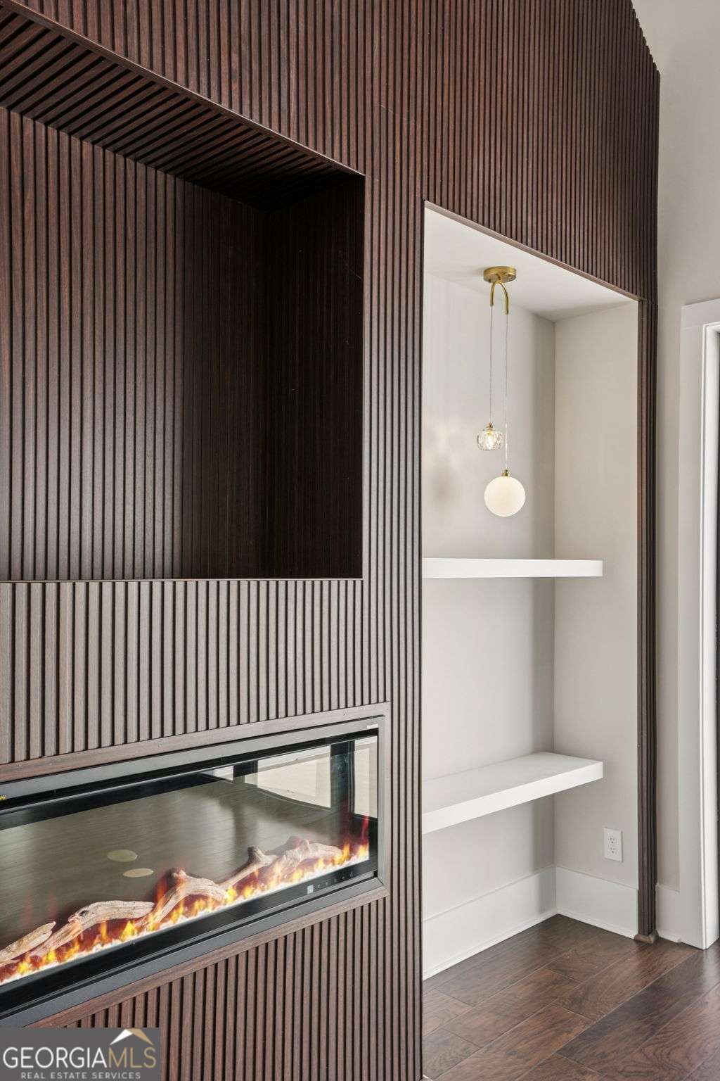 Akunna Court - Residential Lease