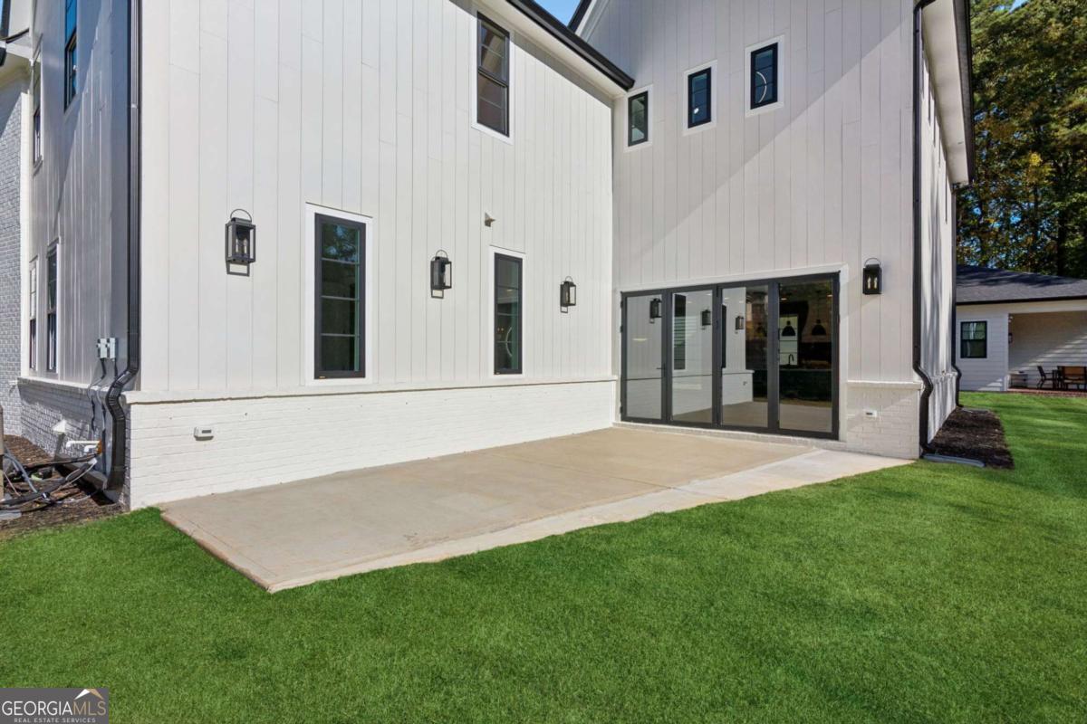 Akunna Court - Residential Lease