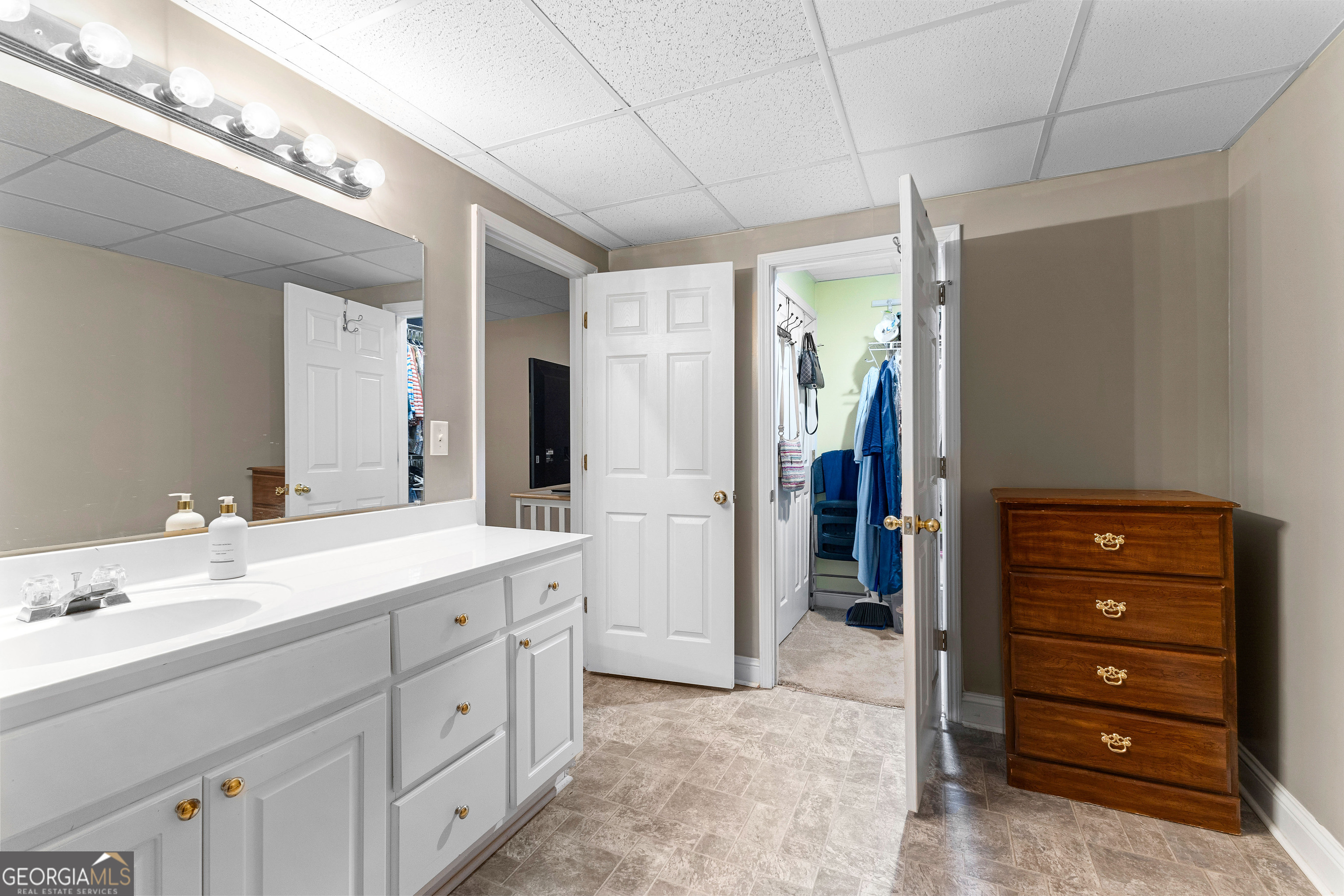 Sharpsburg, Georgia 30277, United States, 4 Bedrooms Bedrooms, ,4 BathroomsBathrooms,Residential,Active,242255