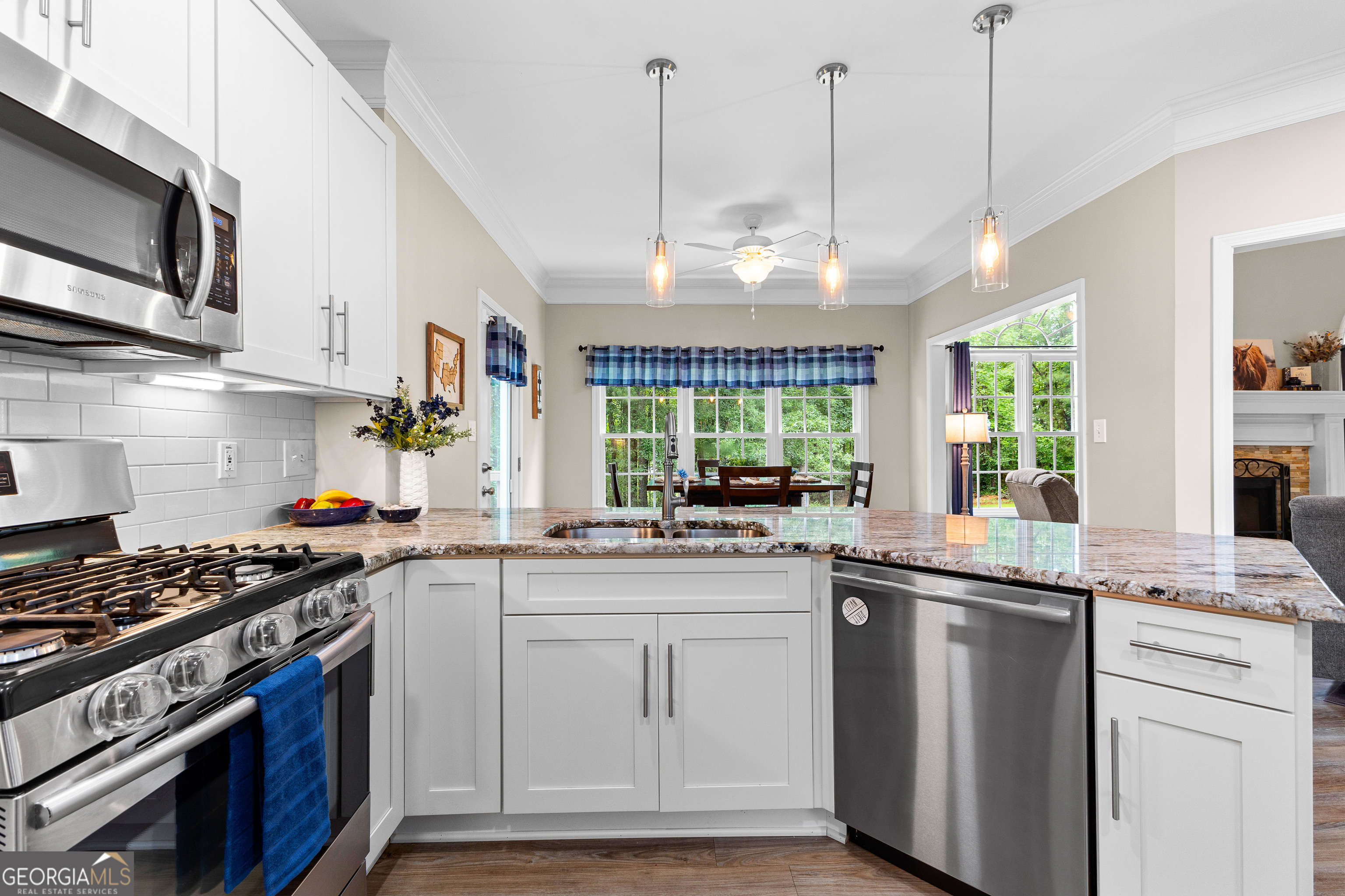 Sharpsburg, Georgia 30277, United States, 4 Bedrooms Bedrooms, ,4 BathroomsBathrooms,Residential,Active,242255