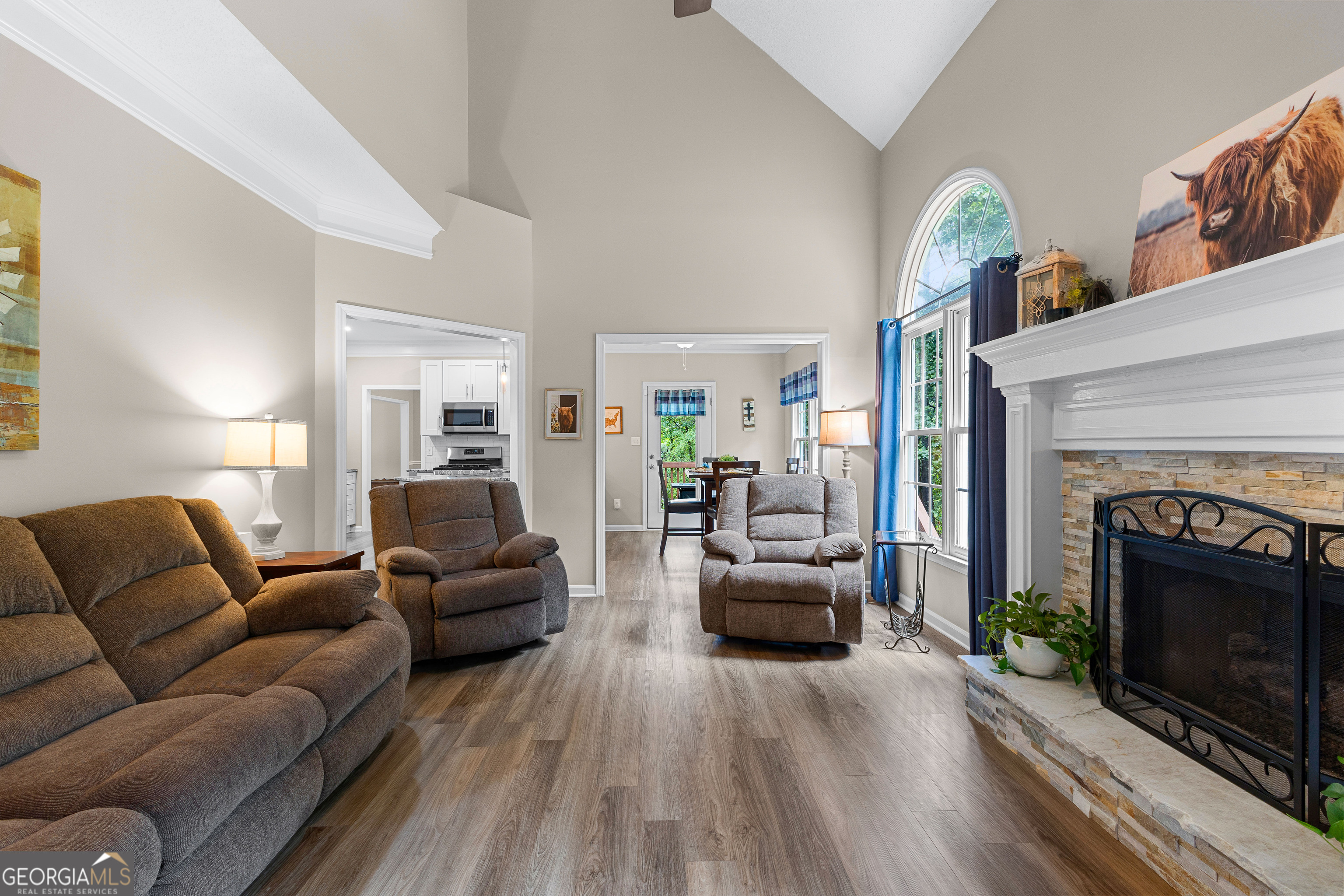 Sharpsburg, Georgia 30277, United States, 4 Bedrooms Bedrooms, ,4 BathroomsBathrooms,Residential,Active,242255