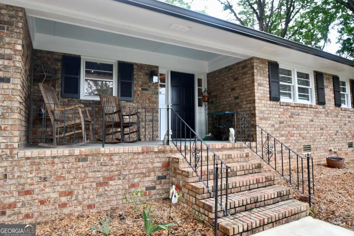 280 Valleybrook DR