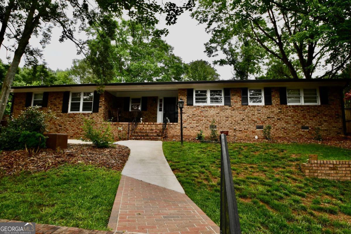 280 Valleybrook DR