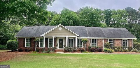 Photo of 6 Fieldwood Road NE, Rome, GA 30161 (MLS # 10536431)