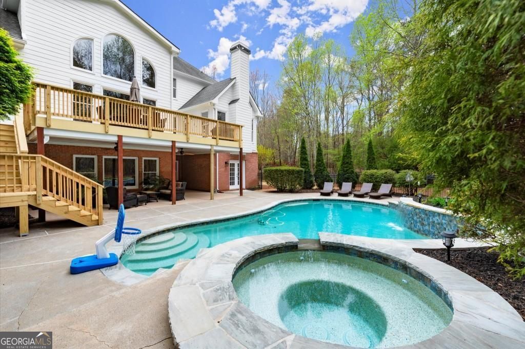 Milton, Georgia 30004, United States, 5 Bedrooms Bedrooms, ,5 BathroomsBathrooms,Residential,Pending,107989