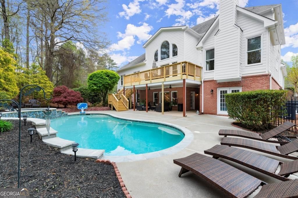 Milton, Georgia 30004, United States, 5 Bedrooms Bedrooms, ,5 BathroomsBathrooms,Residential,Pending,107989