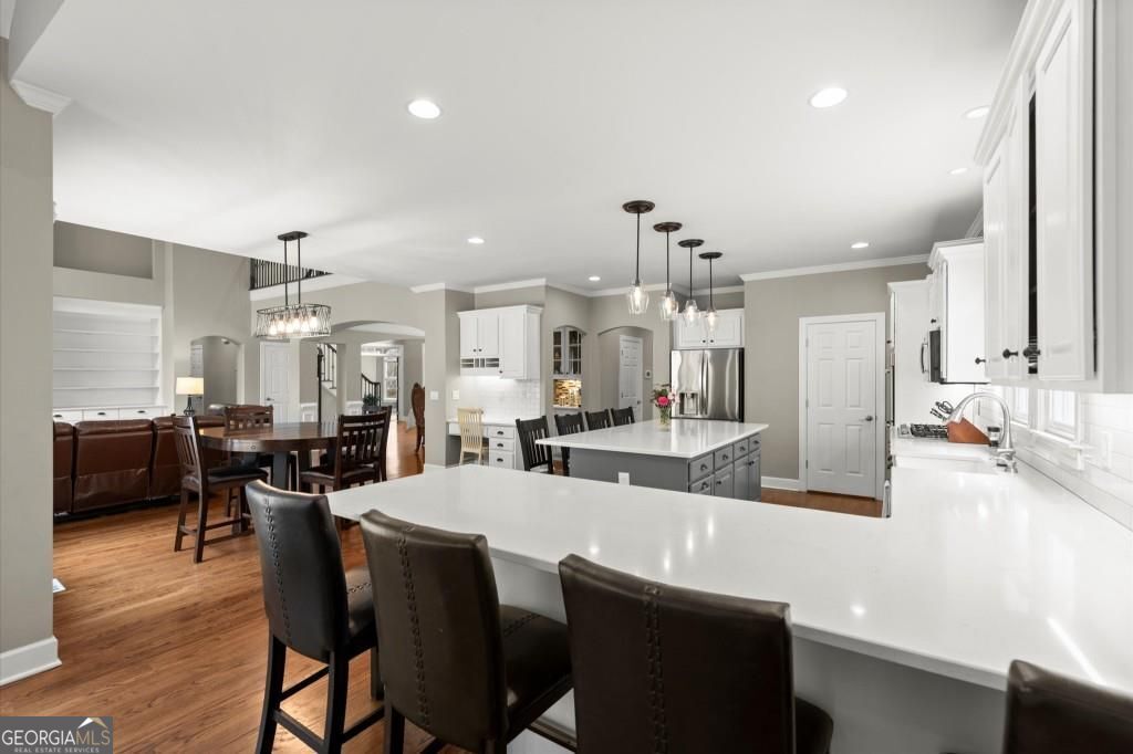 Milton, Georgia 30004, United States, 5 Bedrooms Bedrooms, ,5 BathroomsBathrooms,Residential,Pending,107989