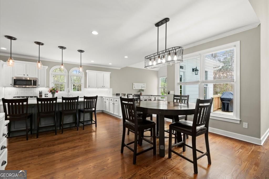 Milton, Georgia 30004, United States, 5 Bedrooms Bedrooms, ,5 BathroomsBathrooms,Residential,Pending,107989