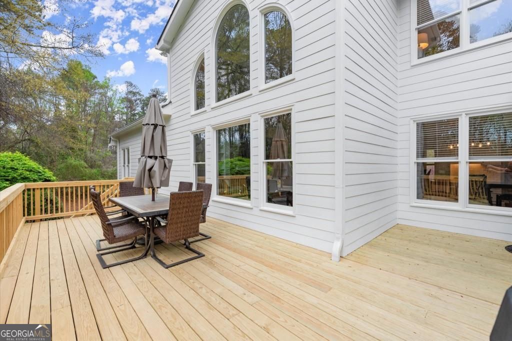 Milton, Georgia 30004, United States, 5 Bedrooms Bedrooms, ,5 BathroomsBathrooms,Residential,Pending,107989