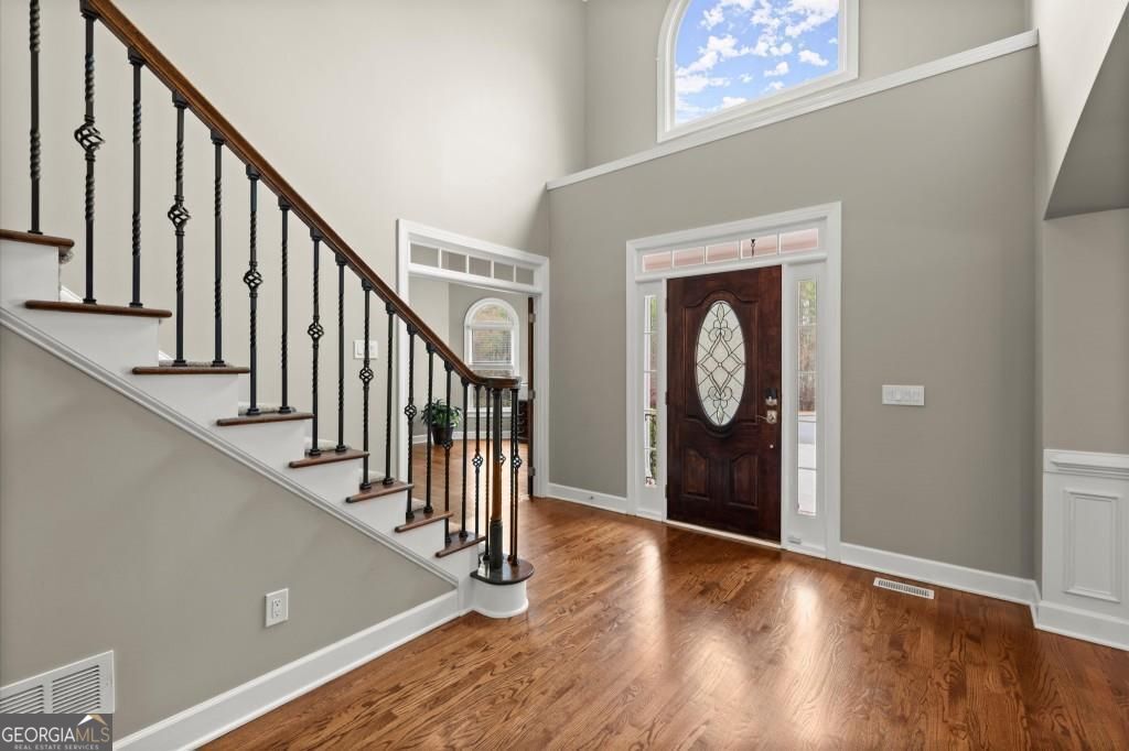 Milton, Georgia 30004, United States, 5 Bedrooms Bedrooms, ,5 BathroomsBathrooms,Residential,Pending,107989