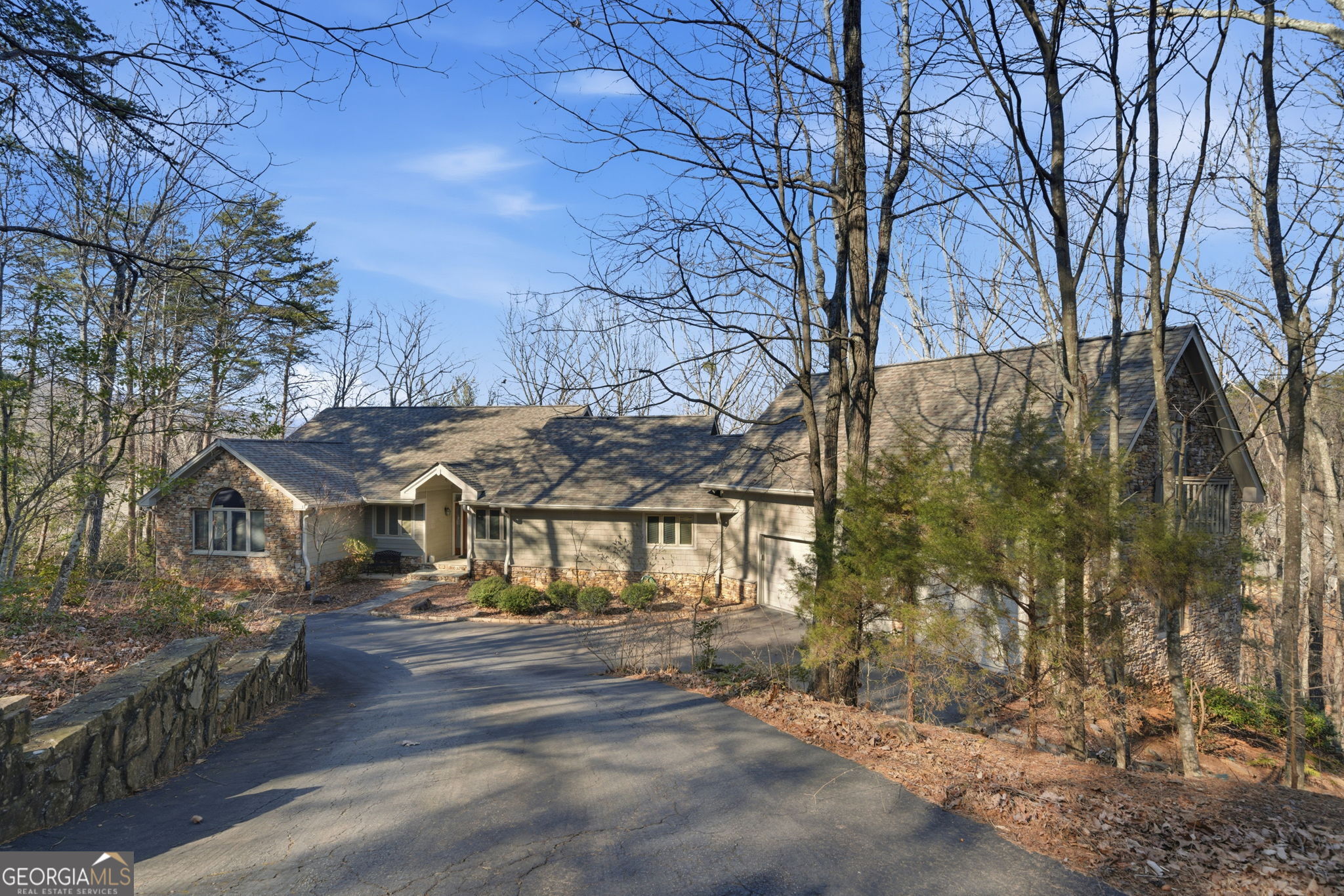 1343 McElroy Mountain DR