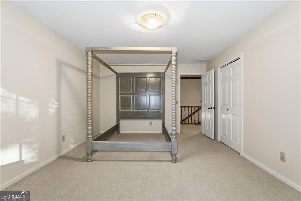 Huntcliff - Residential