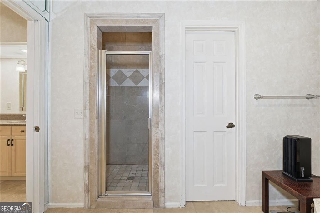 Huntcliff - Residential