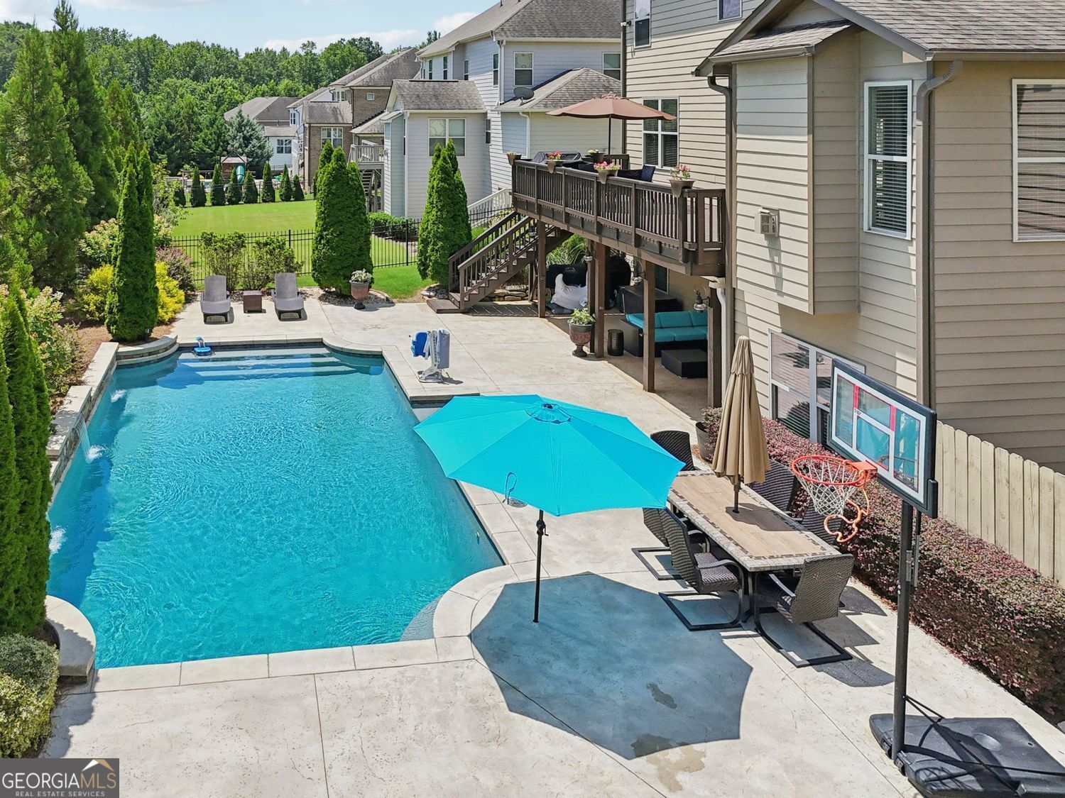 4425 Martel DR
