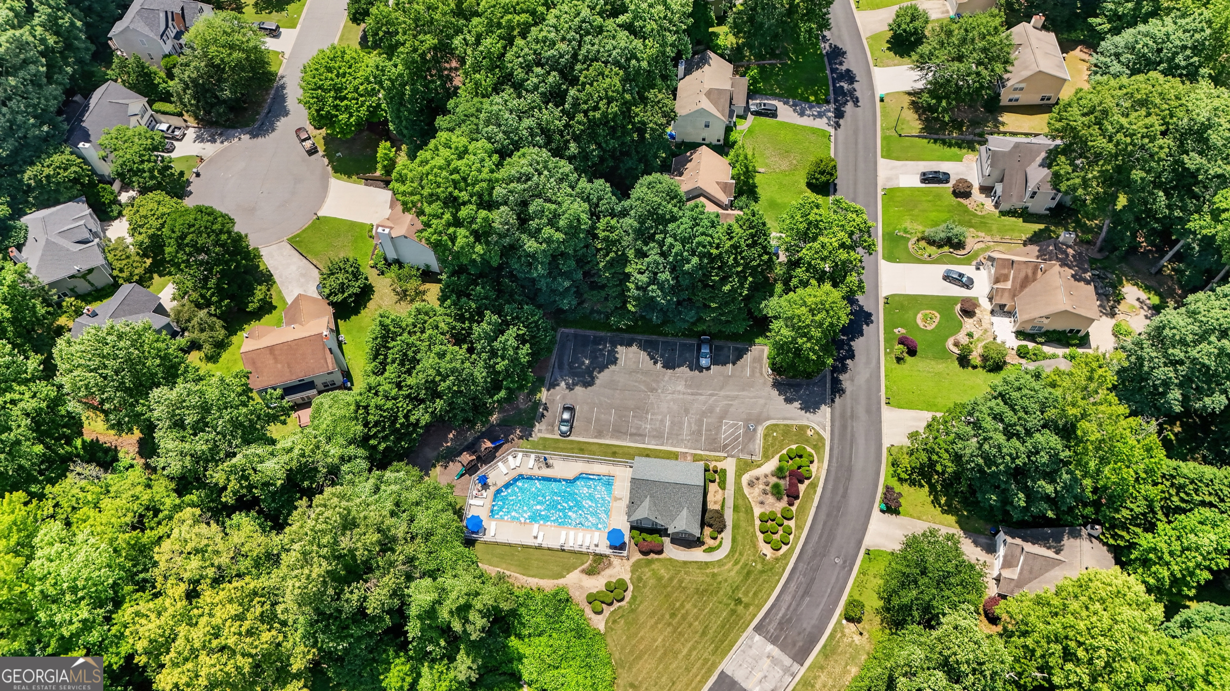 855 Underhill CT