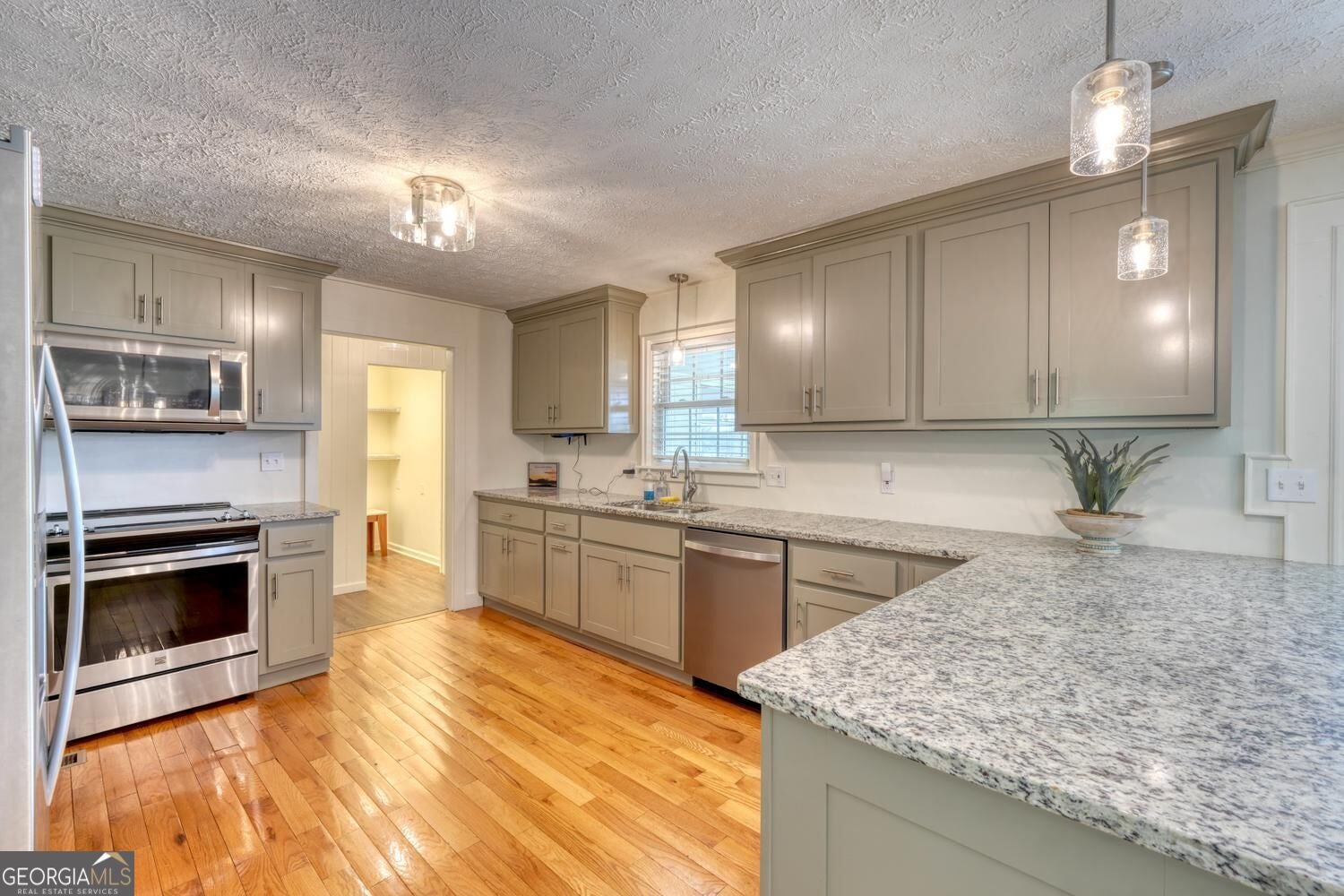 787 Hiawassee Estates DR