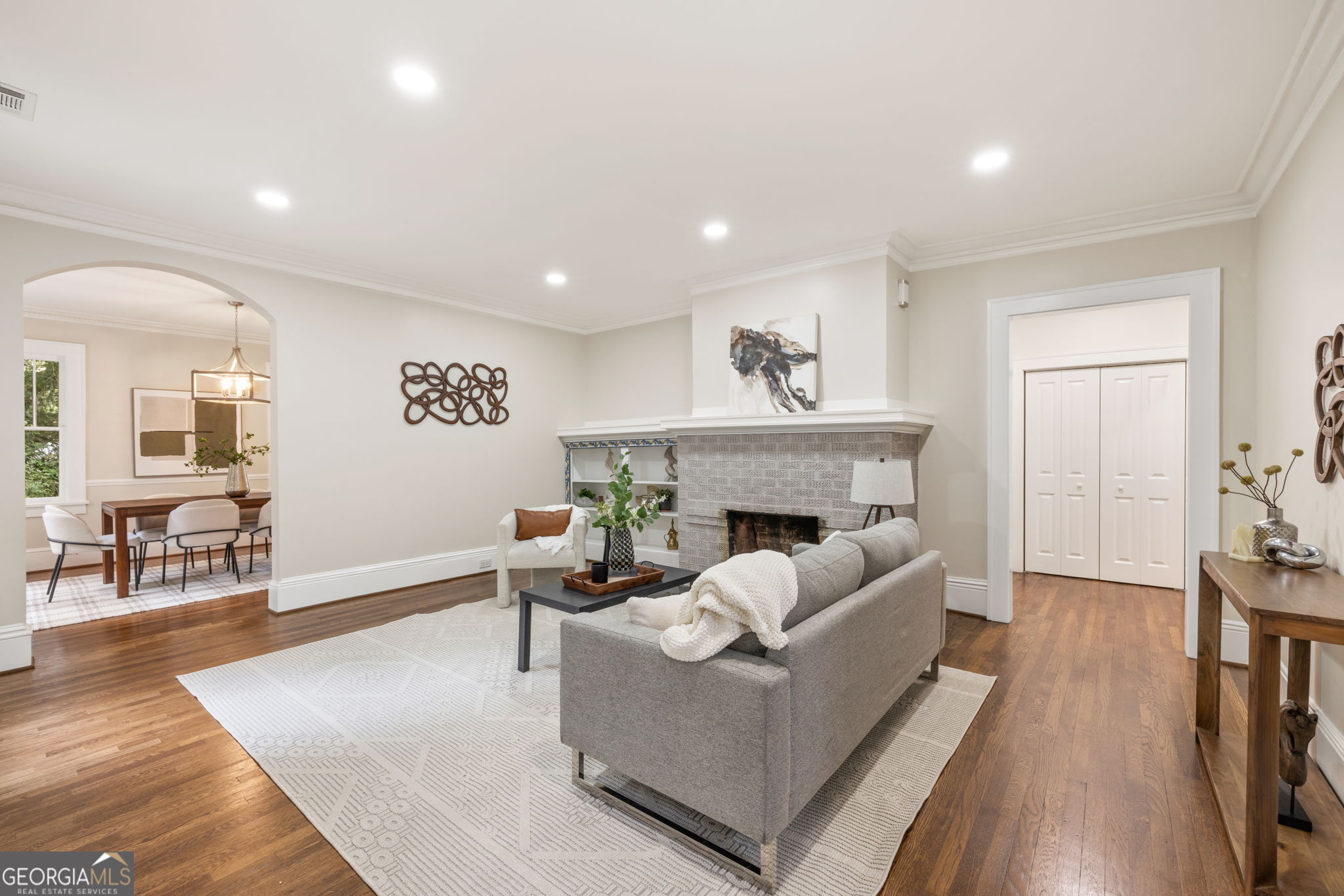 443 Burlington RD NE