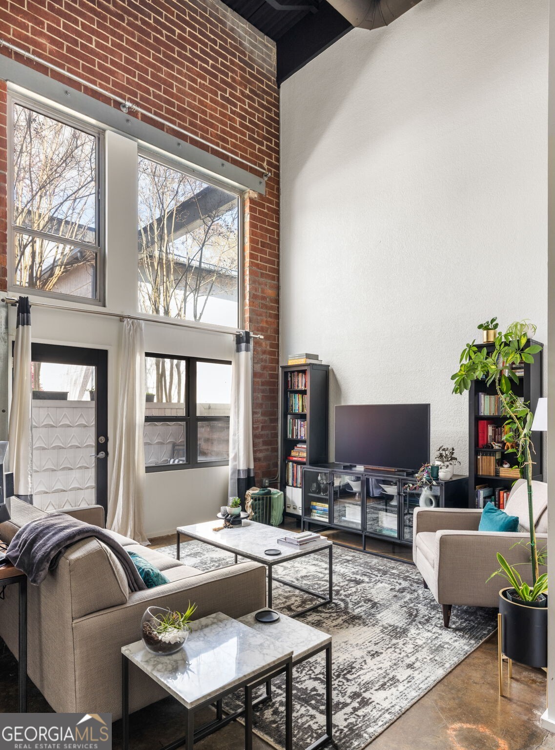 195 Arizona AVE NE 154