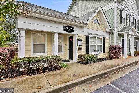 Photo of 500 W Lanier Avenue #201, Fayetteville, GA 30214 (MLS # 10626580)