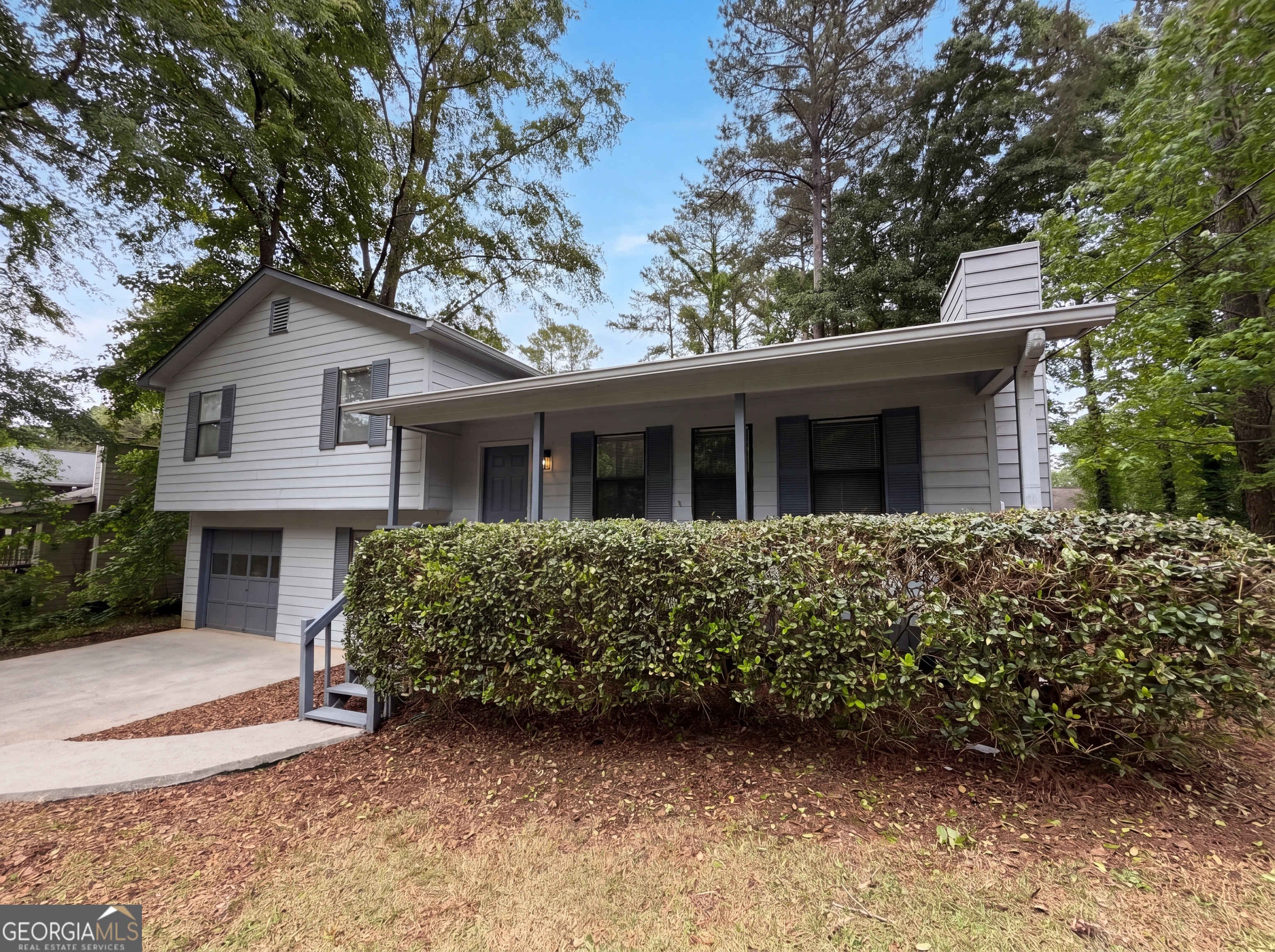 3193 Pinto DR