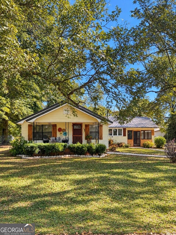 Photo 1 of 20 — 184 Pine ST, Gordon, GA 31031