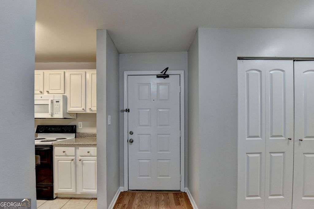 Photo of 3655 Habersham Road NE #APT 311, Atlanta, GA 30305 (MLS # 10706411)