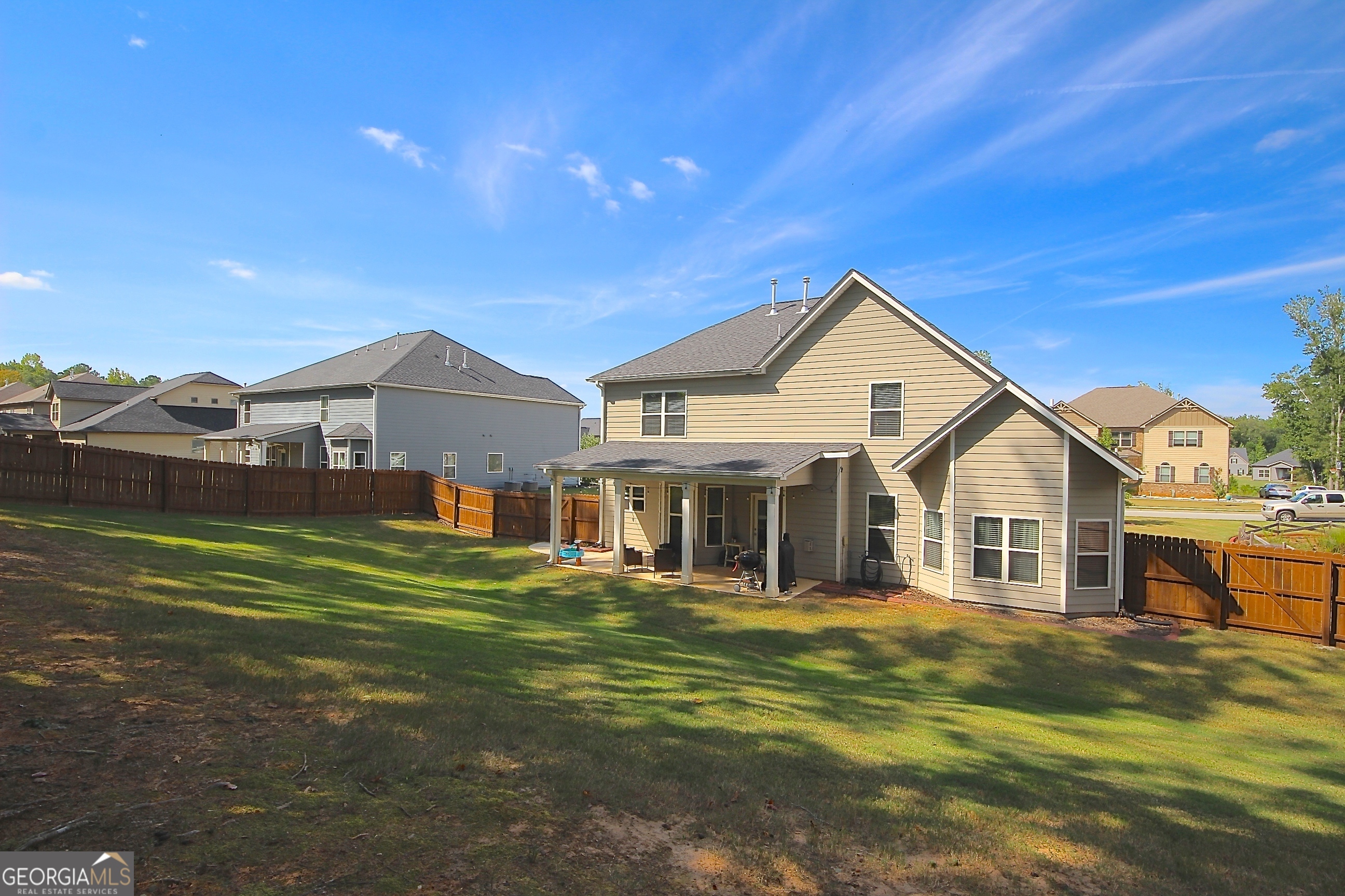 Senoia, Georgia 30276, United States, 4 Bedrooms Bedrooms, ,4 BathroomsBathrooms,Residential,Active,23605