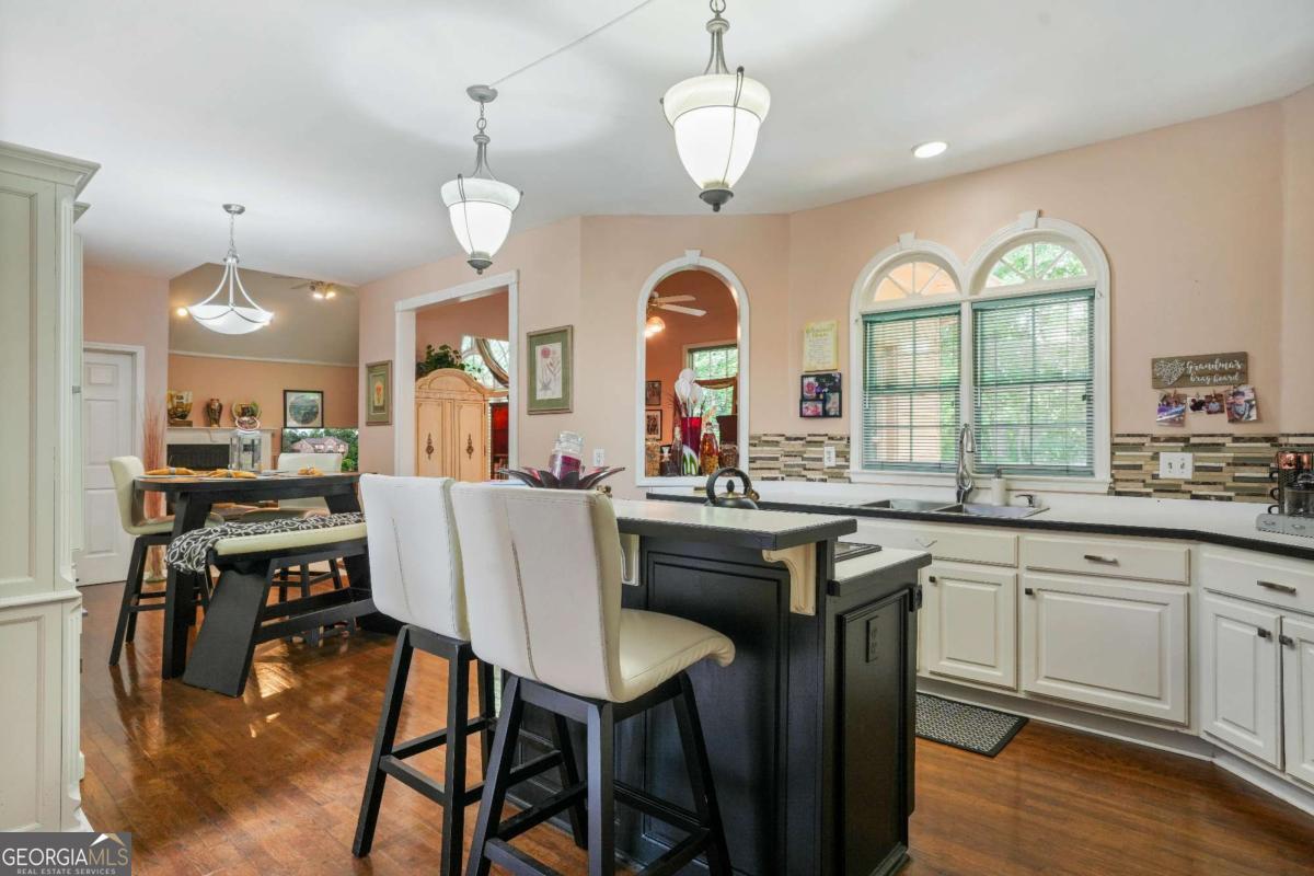 4509 Marchbolt CT