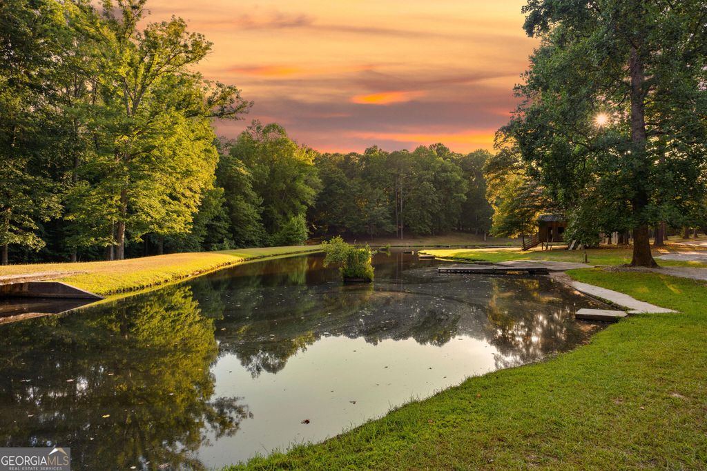 Photo of 160 Creekwood Lane, Fayetteville, GA 30214 (MLS # 10736153)