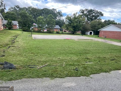 4 N Annie ST Newnan GA 30263