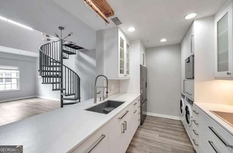 1074 Peachtree WALK NE B504 Atlanta GA 30309